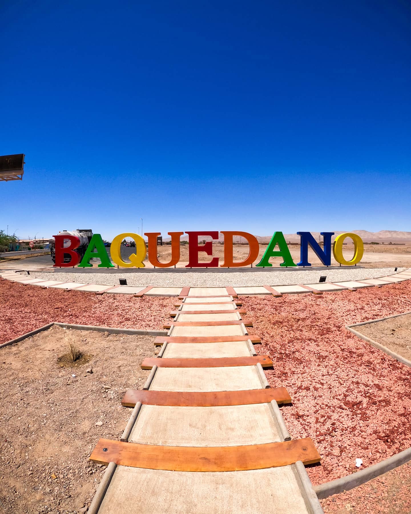 Letras volumétricas Baquedano, Sierra Gorda